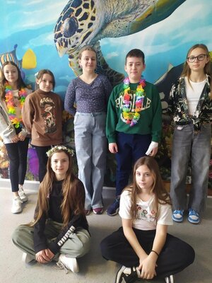 tmp_010f3c6f-480a-4c91-8ef8-4658d506d99f_copy_649x866